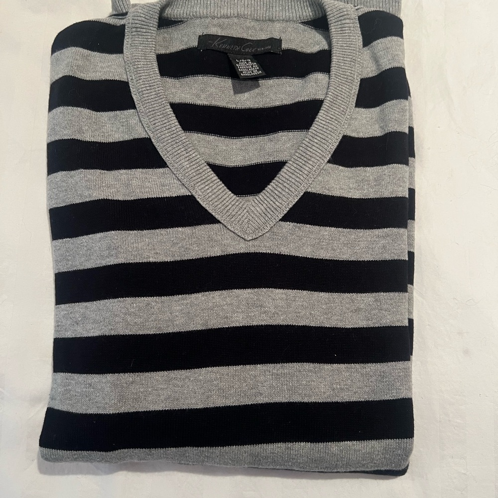 Kenneth Cole Men's Striped V-Neck Sweater - Gray and Black